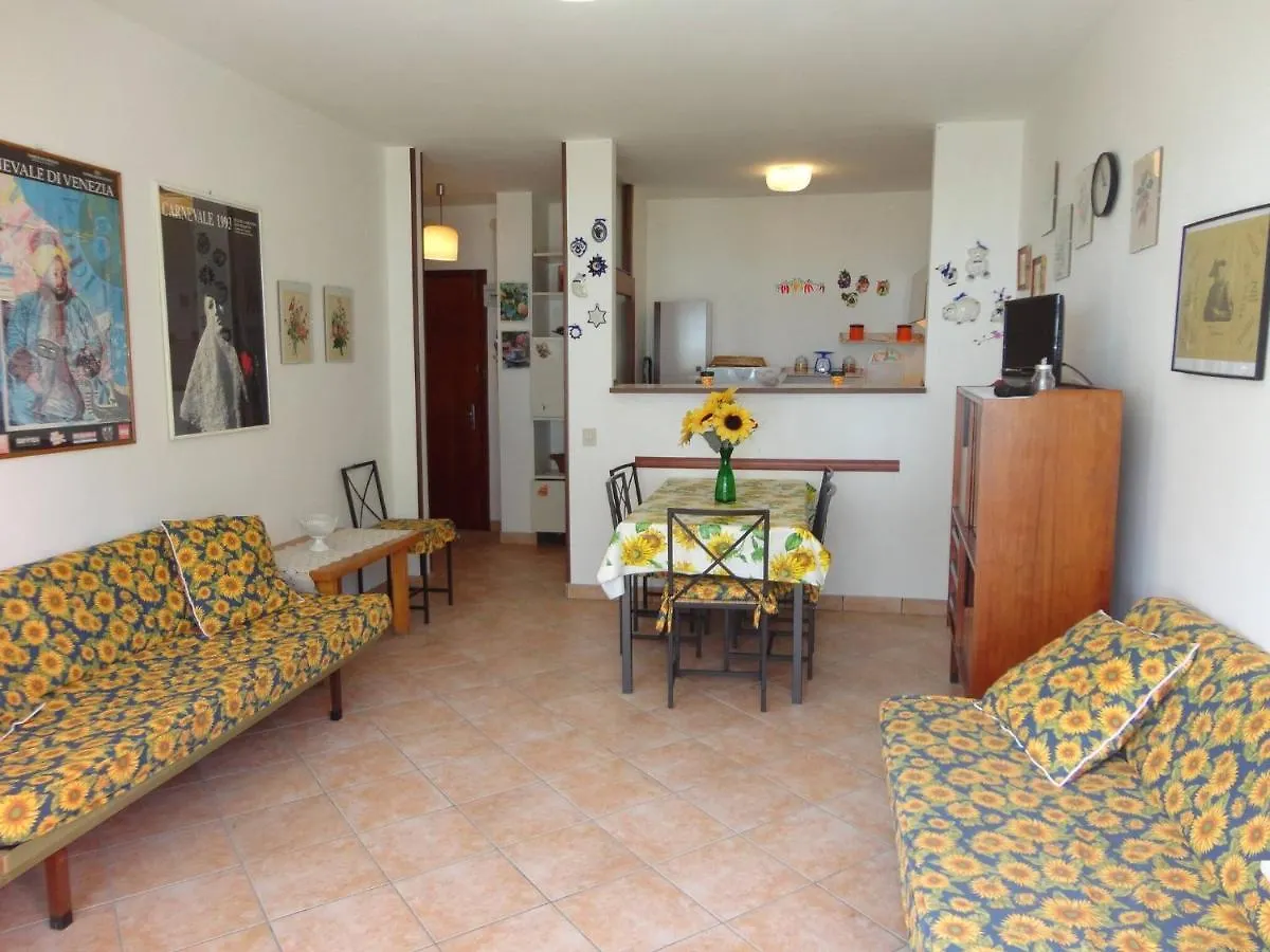 Cozy Apartment With Seaview For 5 Porto Santa Margherita